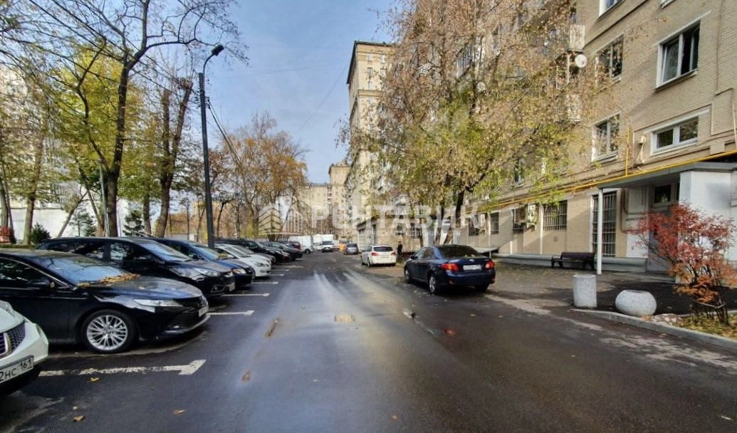 фасад дома, здание по адресу г Москва, Варшавское шоссе, д 18 к 1