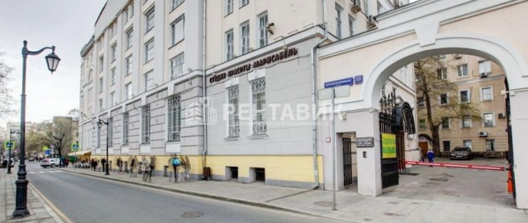фасад дома, здание по адресу г Москва, ул Большая Бронная, д 23 стр 1 
