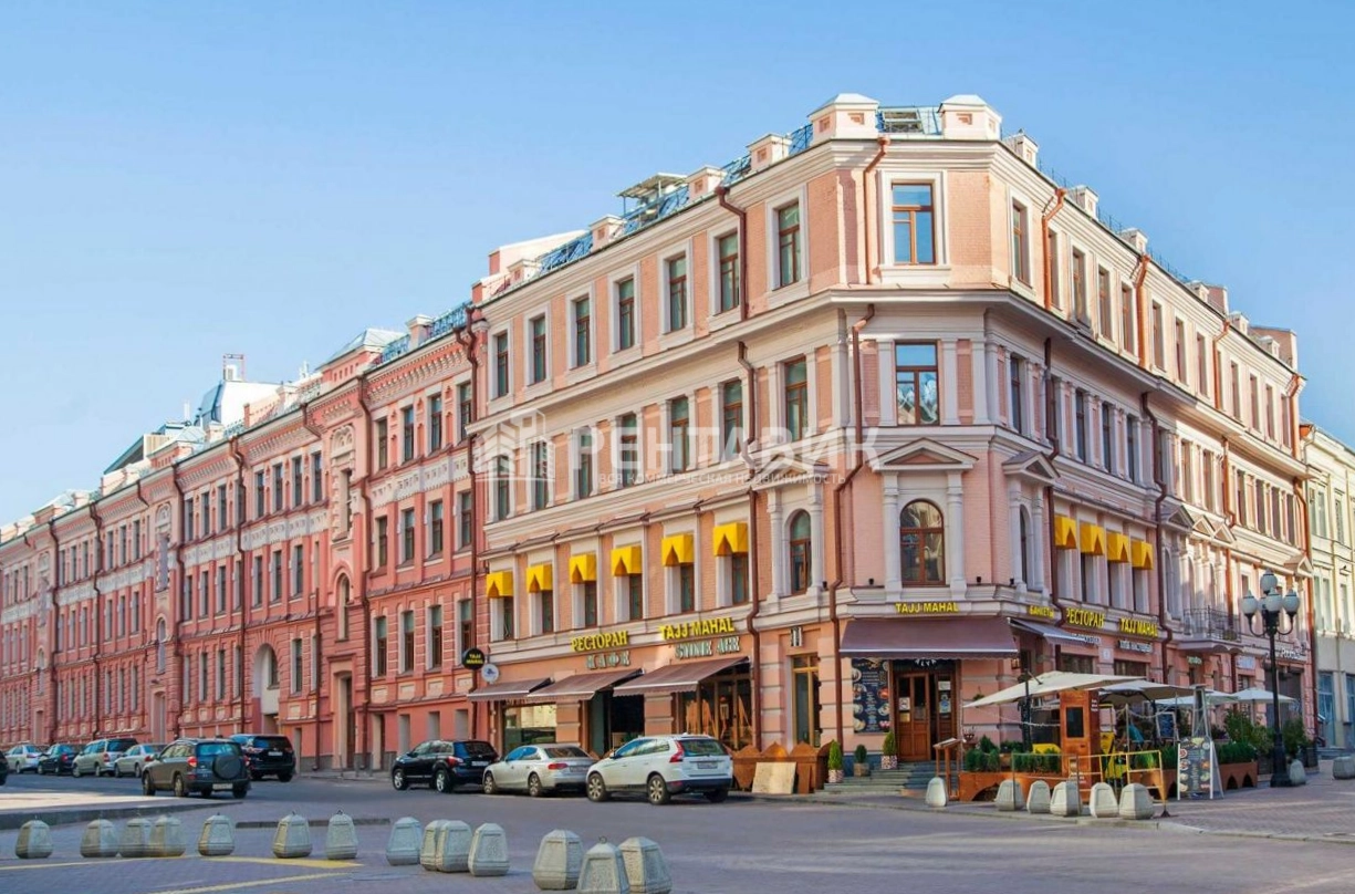 фасад дома, здание по адресу г Москва, ул Арбат, д 6/2 
