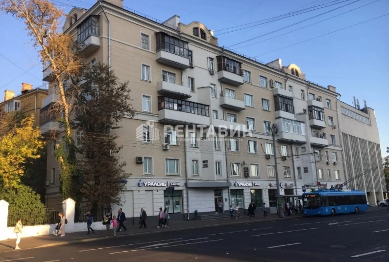 фасад дома, здание по адресу г Москва, ул Большая Серпуховская, д 31 к 1