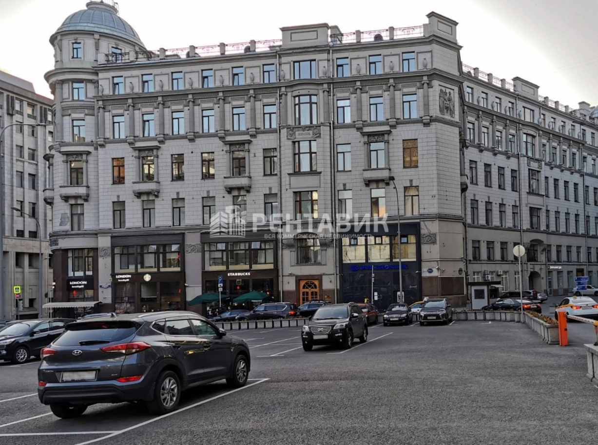 фасад дома, здание по адресу г Москва, ул Кузнецкий Мост, д 21/5