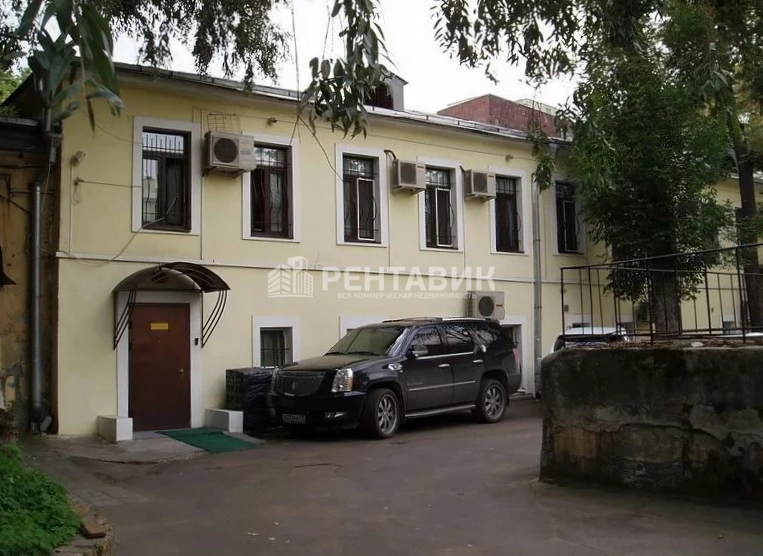фасад дома, здание по адресу г Москва, ул Мясницкая, д 42 стр 2