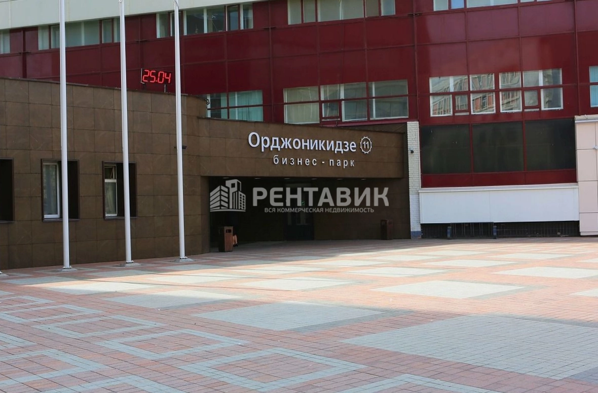 фасад дома, здание по адресу г Москва, ул Орджоникидзе, д 11 стр 1