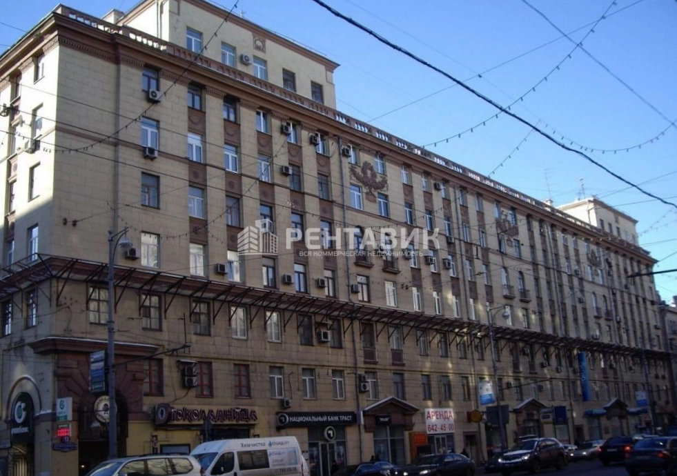 фасад дома, здание по адресу г Москва, ул 1-я Тверская-Ямская, д 13 стр 1