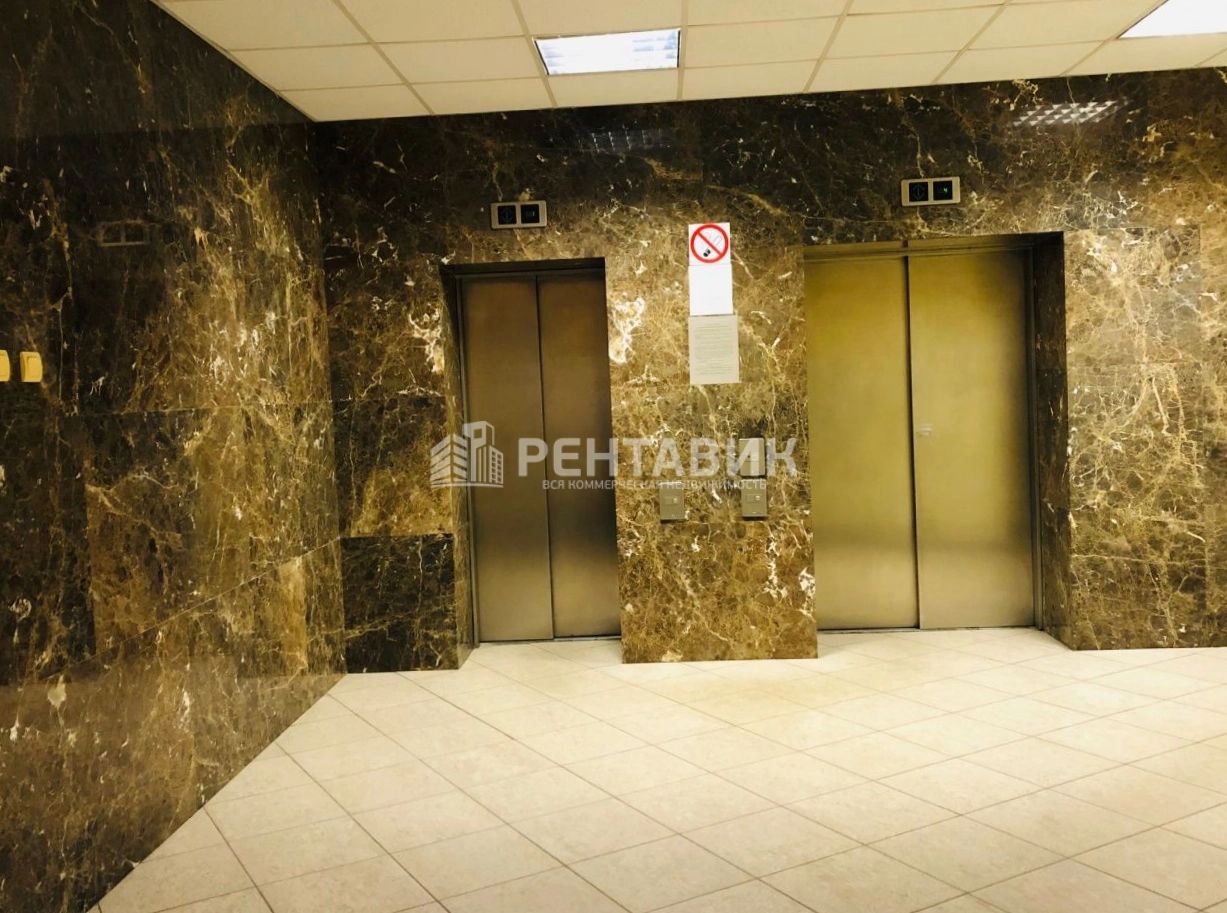 фасад дома, здание по адресу г Москва, ул Радио, д 7 стр 1 