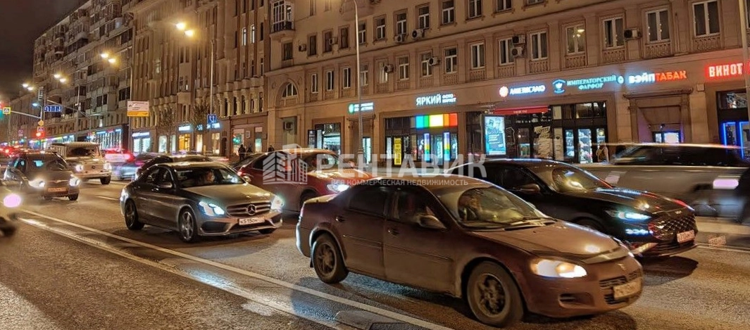фасад дома, здание по адресу г Москва, ул Красная Пресня, д 32-34