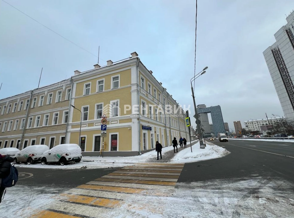 фасад дома, здание по адресу г Москва, ул Сергия Радонежского, д 15-17 стр 2 