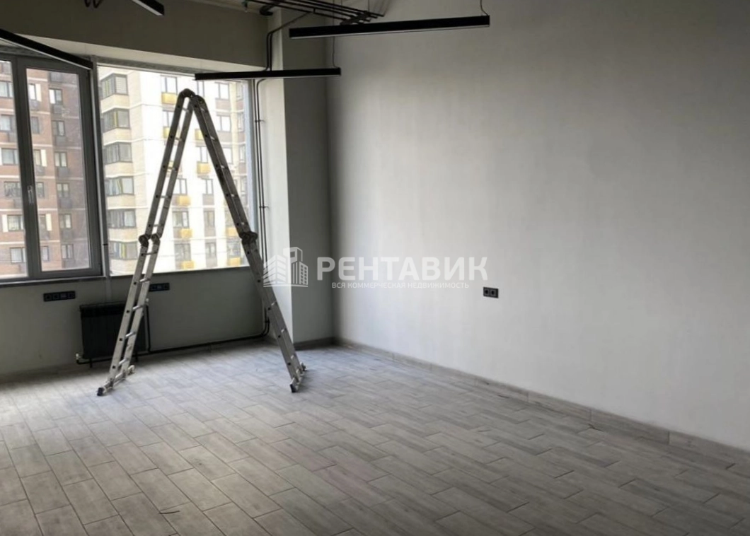 Офис Красногорск плаза площадью 598 квадратных метров