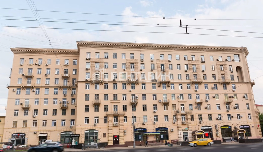 фасад дома, здание по адресу г Москва, Кутузовский пр-кт, д 27