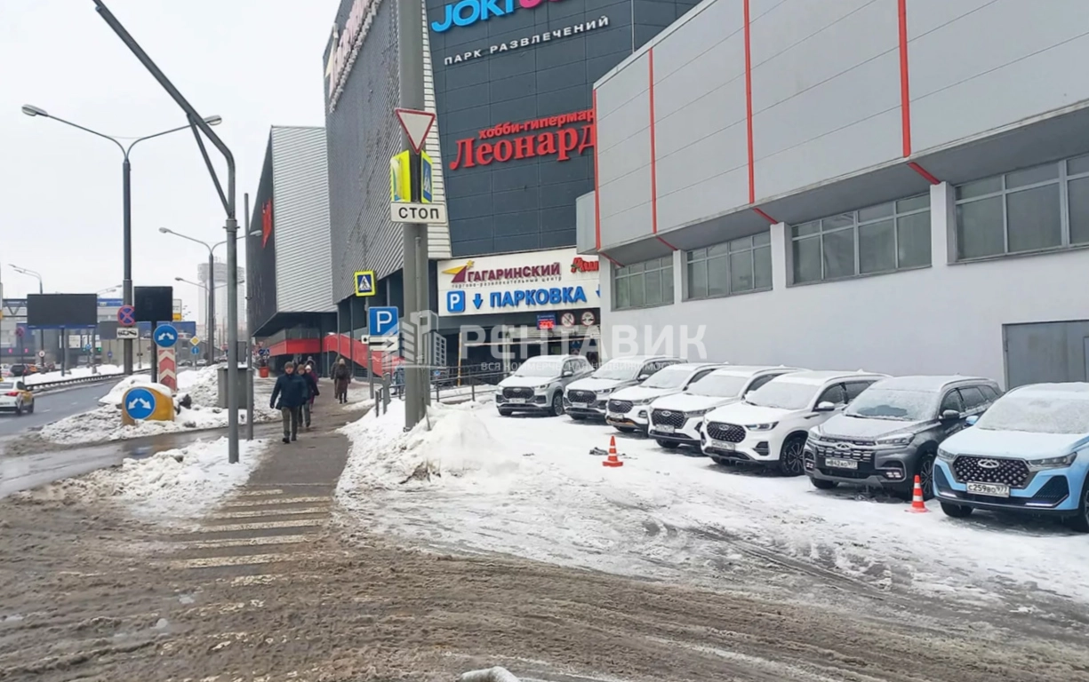 фасад дома, здание по адресу г Москва, ул Орджоникидзе, д 11 стр 32