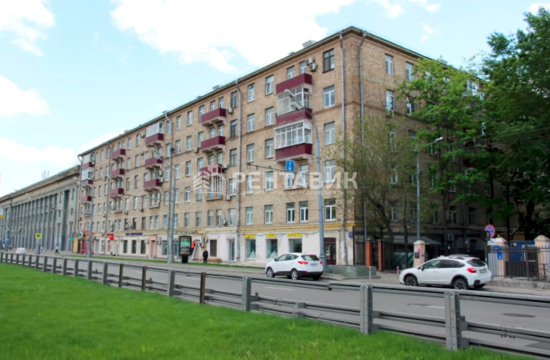 фасад дома, здание по адресу г Москва, Ленинградский пр-кт, д 35 