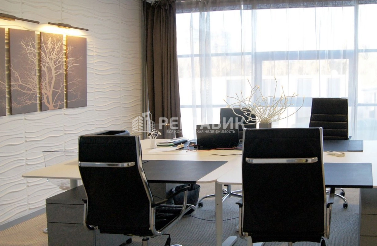 Офис Botanika 24 Silver Stone площадью 45 квадратных метров