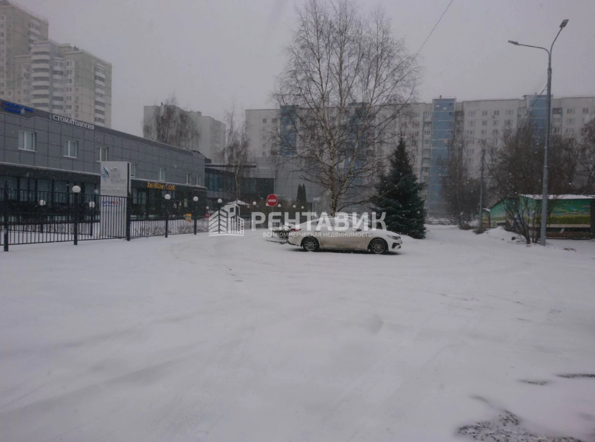 фасад дома, здание по адресу г Москва, ул Абрамцевская, д 30 стр 1