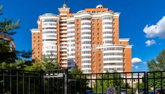 фасад дома, здание по адресу г Москва, ул Кутузова, д 11 к 2