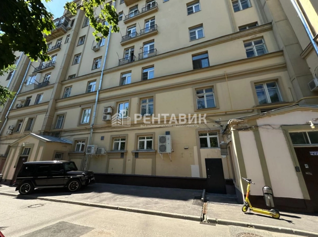 фасад дома, здание по адресу г Москва, ул Садовая-Черногрязская, д 13/3 стр 1