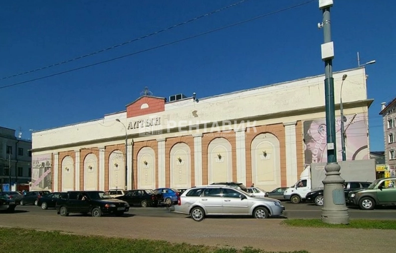 фасад дома, здание по адресу г Казань, ул Марселя Салимжанова, д 5 