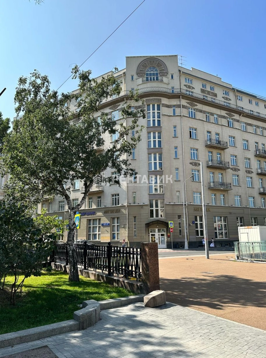 Здание Покровский, 4-17с1 по адресу г Москва, Покровский б-р, д 4/17 стр 1