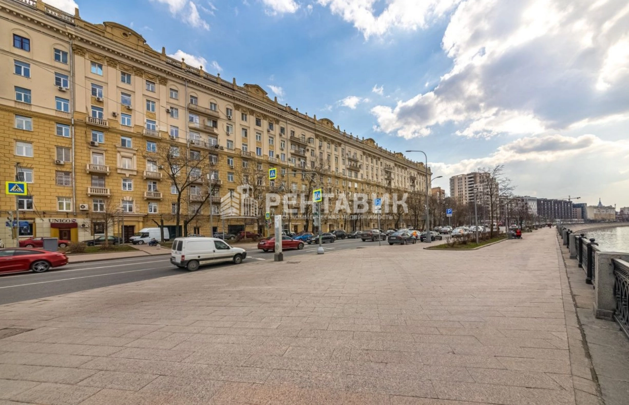 фасад дома, здание по адресу г Москва, Саввинская наб, д 3