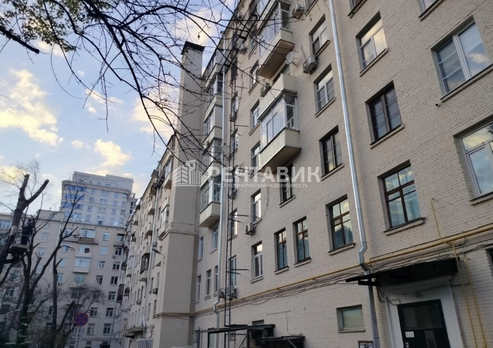 фасад дома, здание по адресу г Москва, ул Серпуховский Вал, д 17