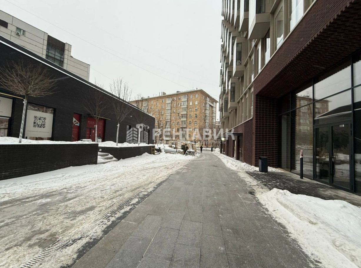 Помещение свободного назначения Lucky, корпус 4 площадью 302 квадратных метров
