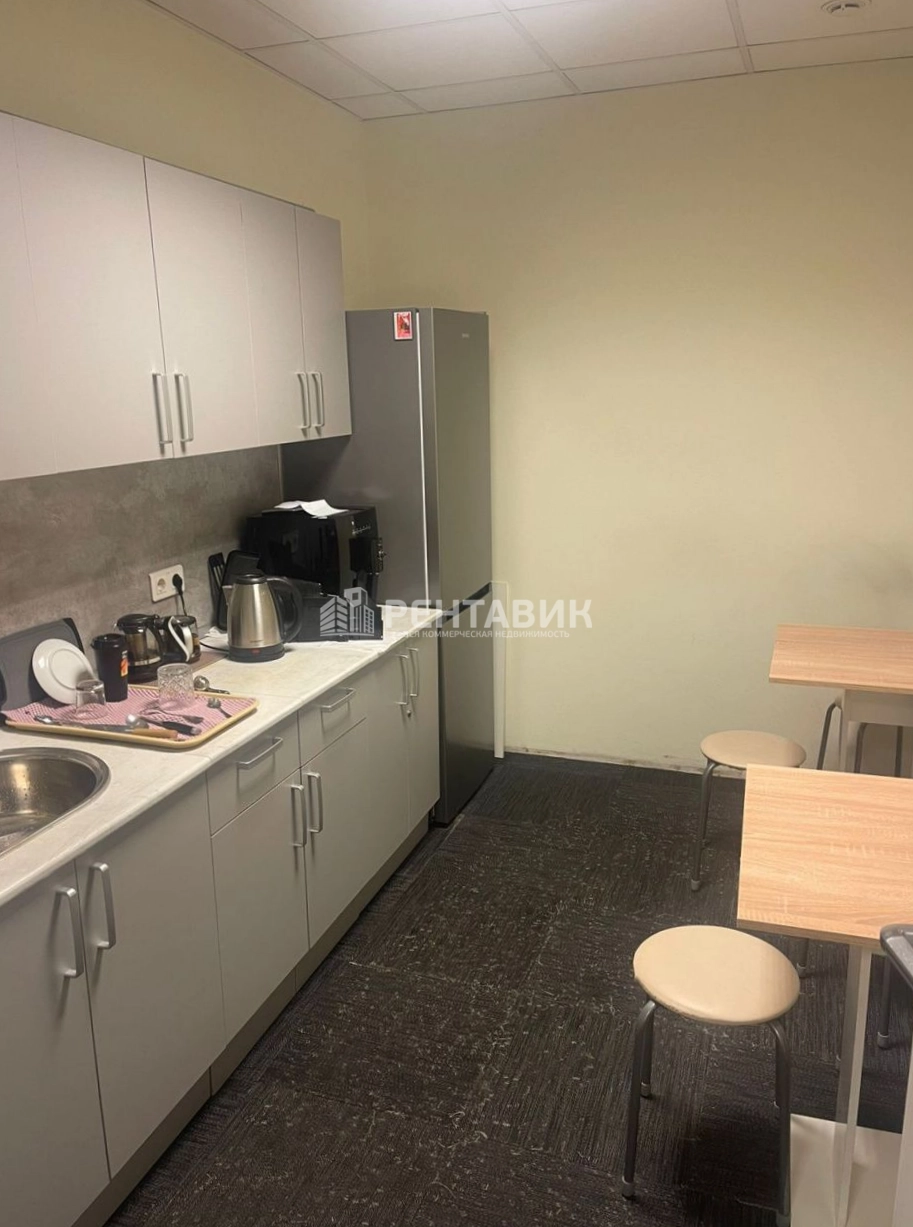 Офис Кантри Парк III площадью 301 квадратных метров