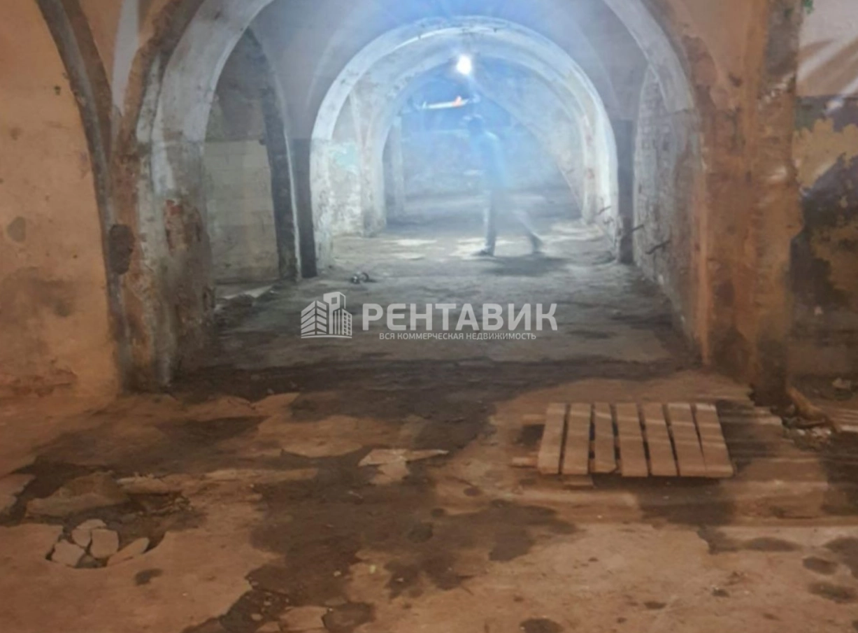 Помещение свободного назначения Арсенал, Комсомола 2 площадью 1448 квадратных метров