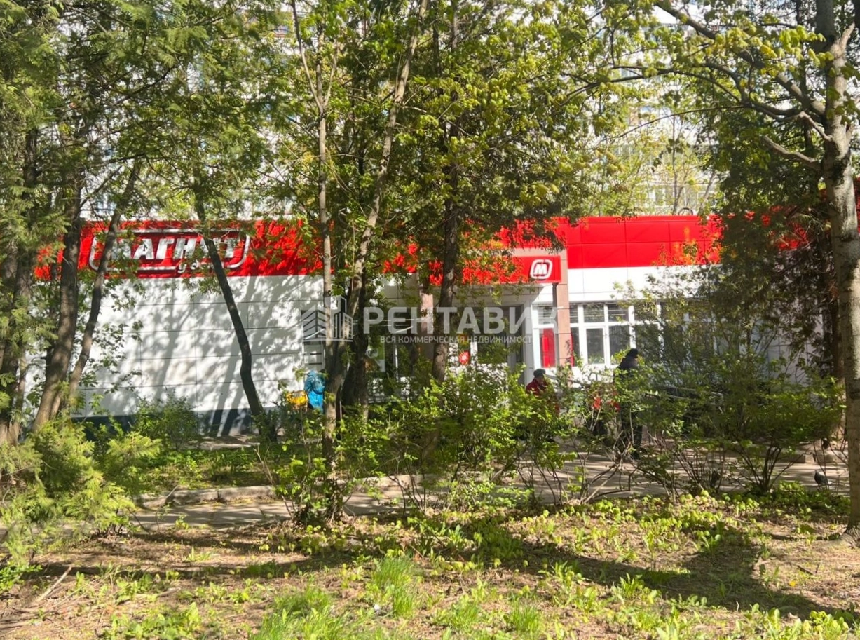 фасад дома, здание по адресу Московская обл, г Королёв, пр-кт Космонавтов, д 30Б