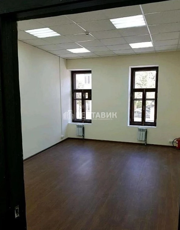 Здание целиком Большая Ордынка 38с1 площадью 1350 квадратных метров