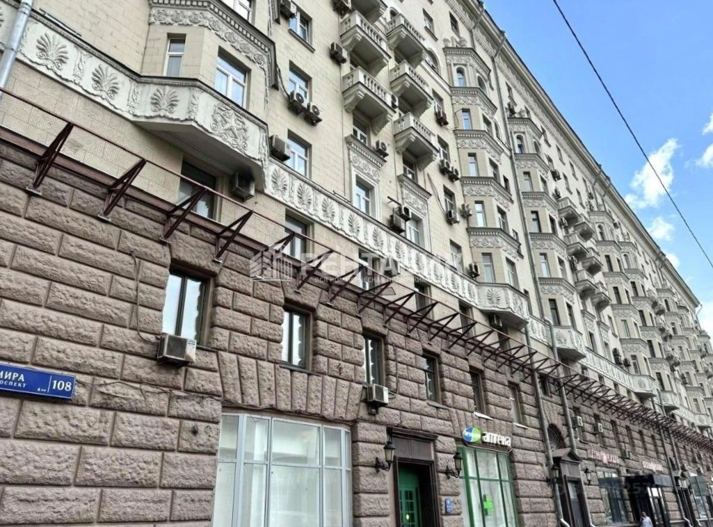 фасад дома, здание по адресу г Москва, пр-кт Мира, д 108