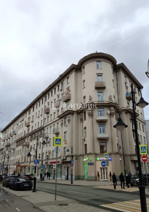 фасад дома, здание по адресу г Москва, ул Пятницкая, д 53/18 стр 1