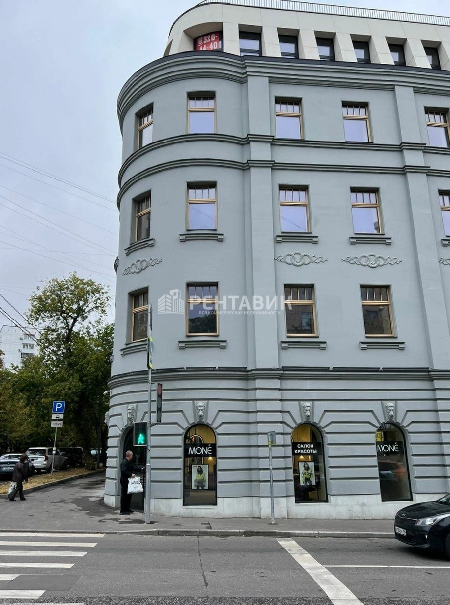 Помещение свободного назначения Fantastic House площадью 91 квадратных метров