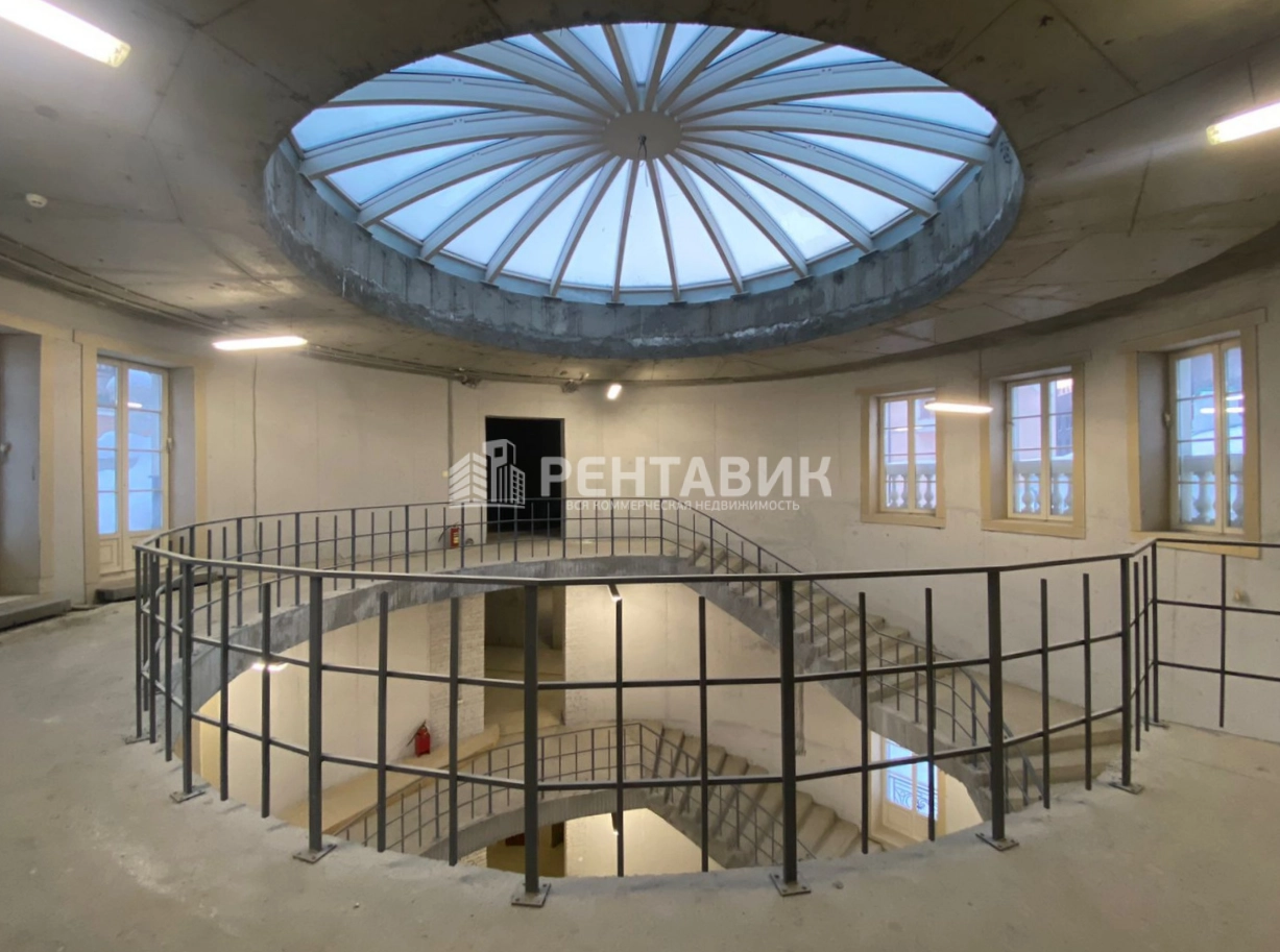 Здание целиком Villa Arbat площадью 3715 квадратных метров