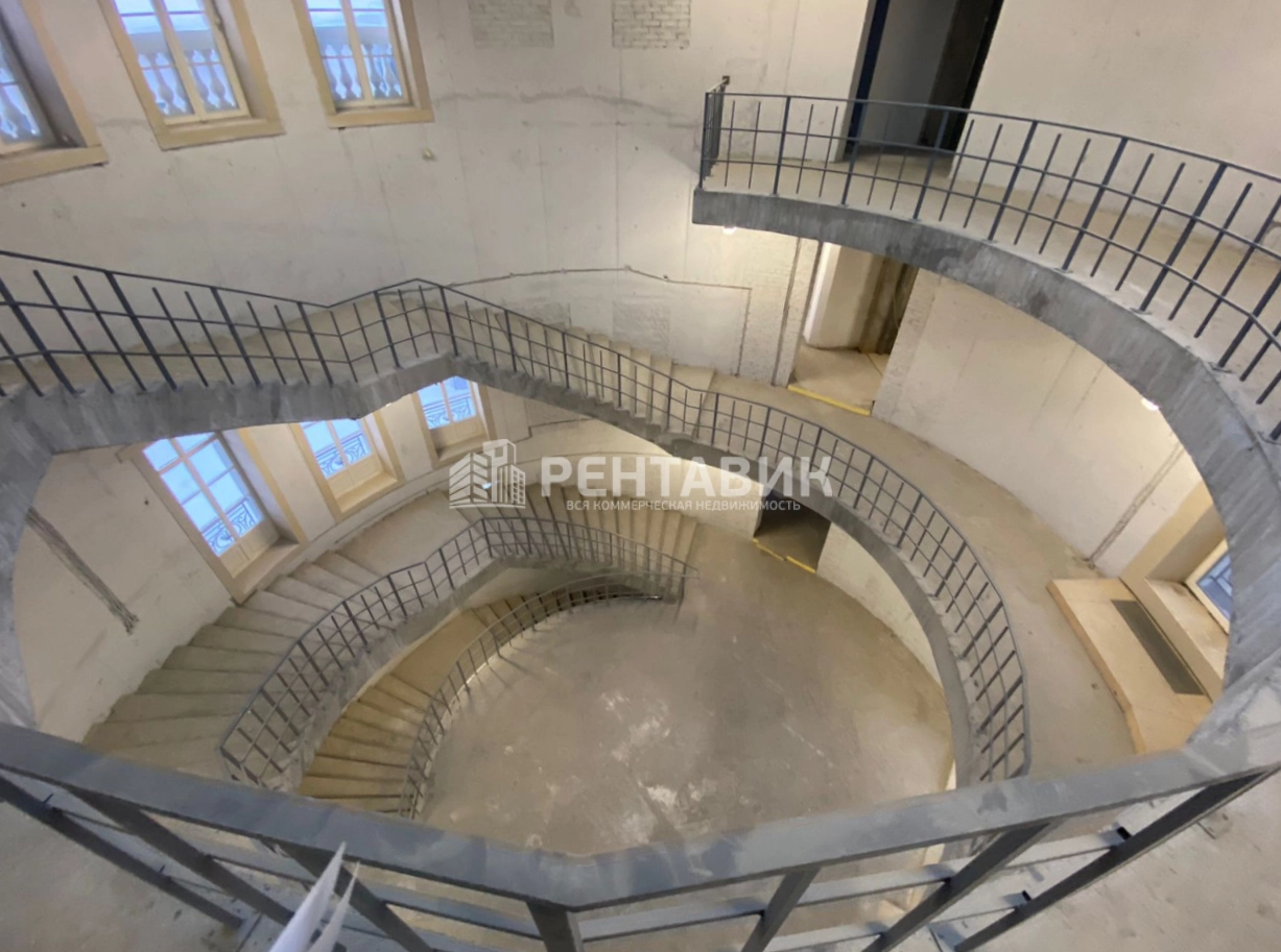 Здание целиком Villa Arbat площадью 3715 квадратных метров