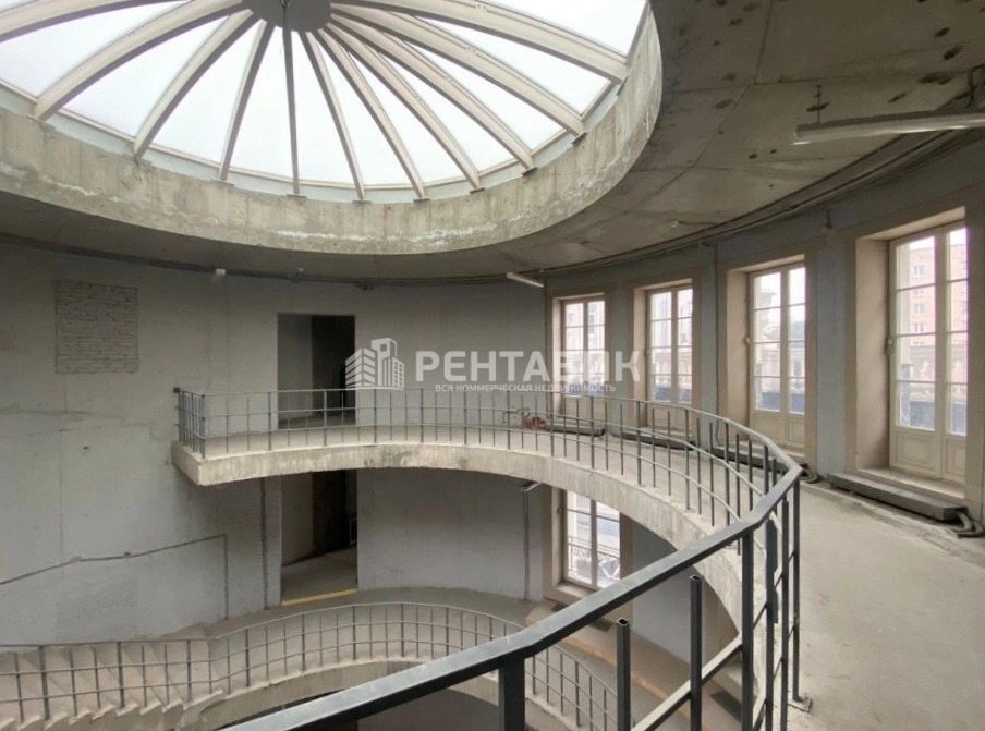 Здание целиком Villa Arbat площадью 3715 квадратных метров