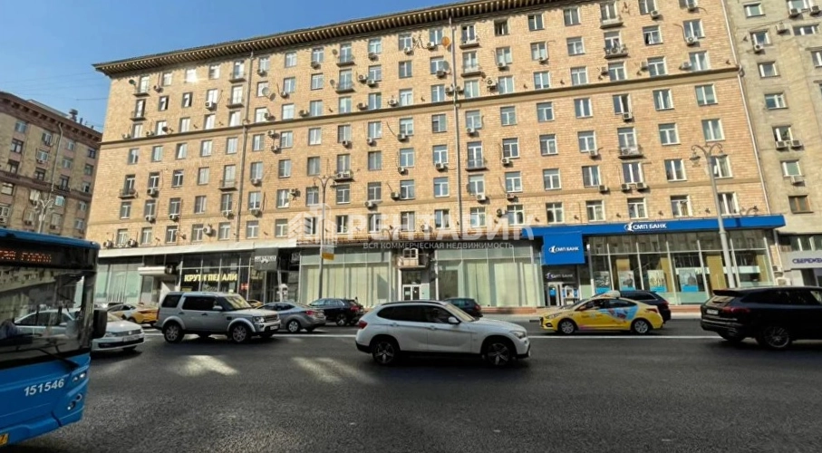 фасад дома, здание по адресу г Москва, ул 1-я Тверская-Ямская, д 26