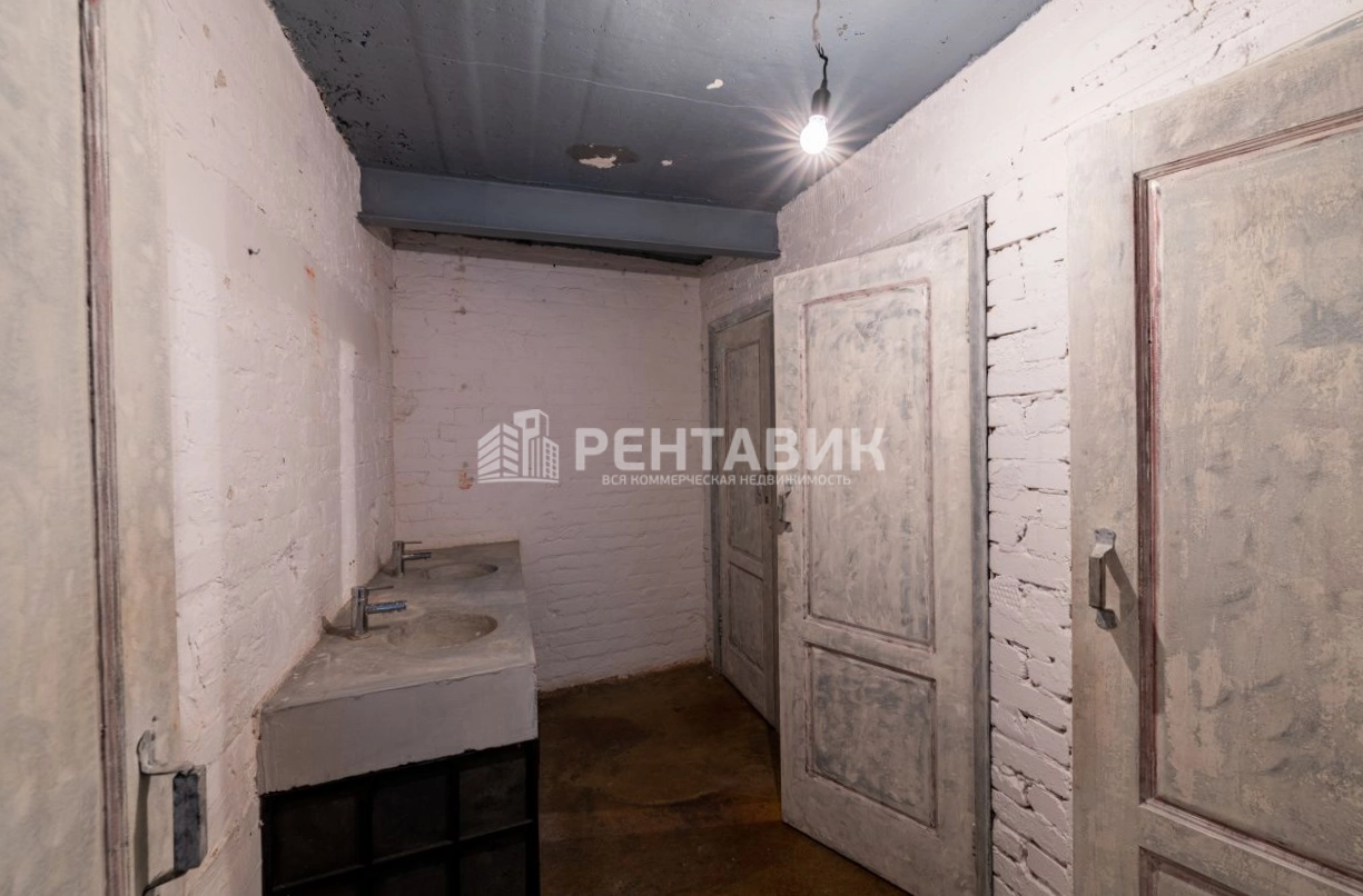 Помещение свободного назначения Бауманская 11 площадью 221 квадратных метров