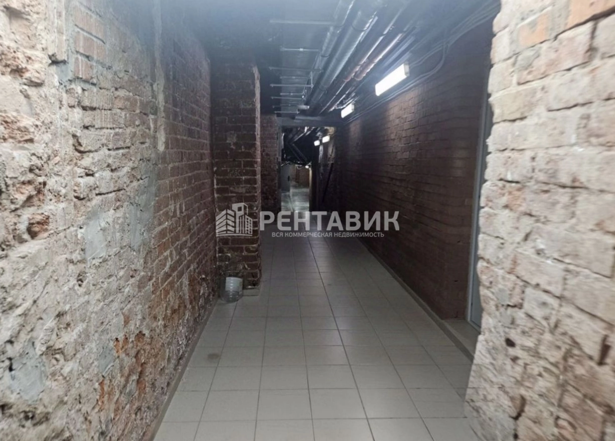 Помещение свободного назначения Петровский, 17-1 площадью 126 квадратных метров