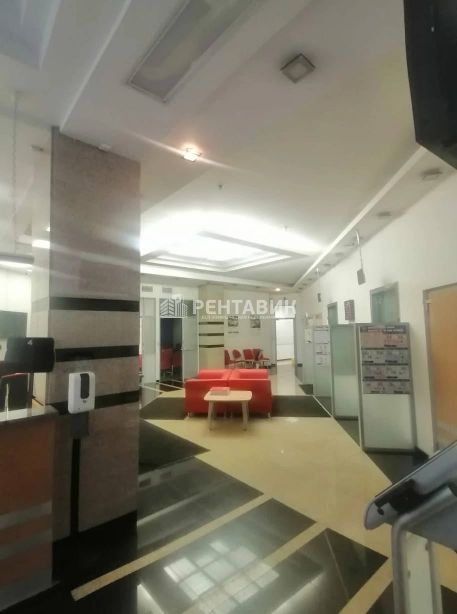 Помещение свободного назначения Green Point площадью 238 квадратных метров