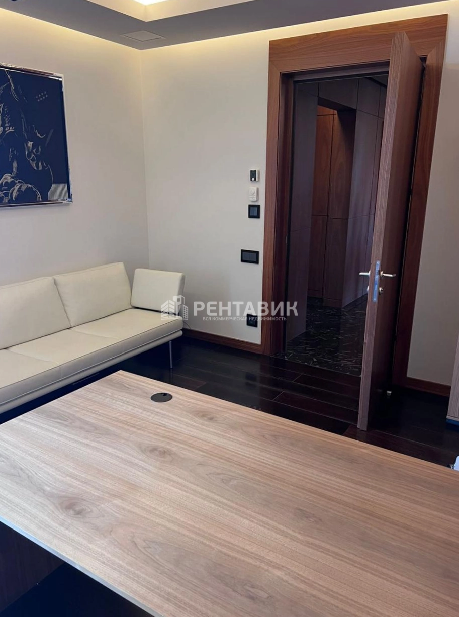 Офис Заречье площадью 375 квадратных метров
