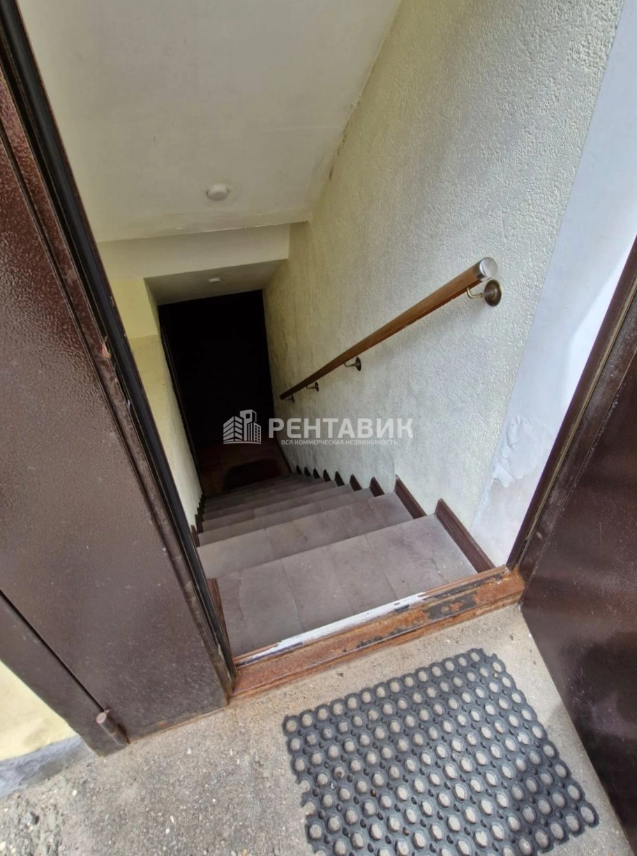 Помещение свободного назначения Овчинниковская, 6с3 площадью 187 квадратных метров