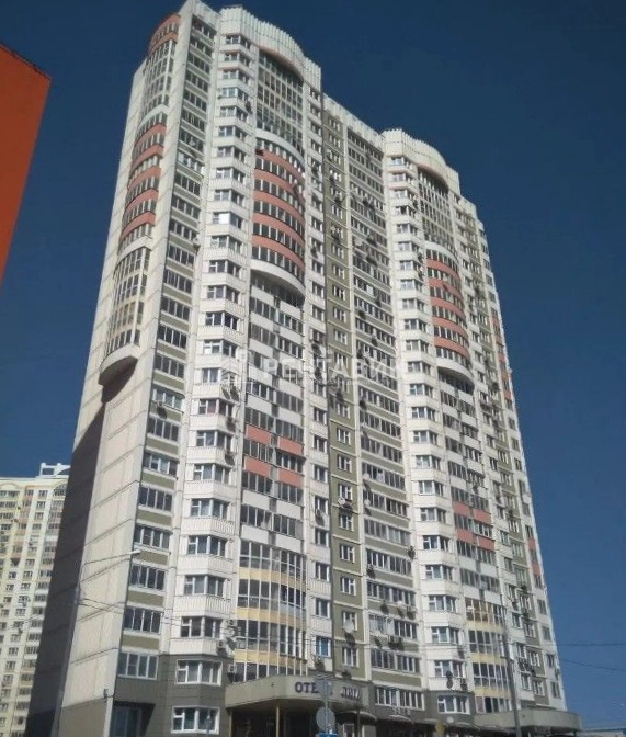 фасад дома, здание по адресу Московская обл, г Химки, ул Горшина, д 10