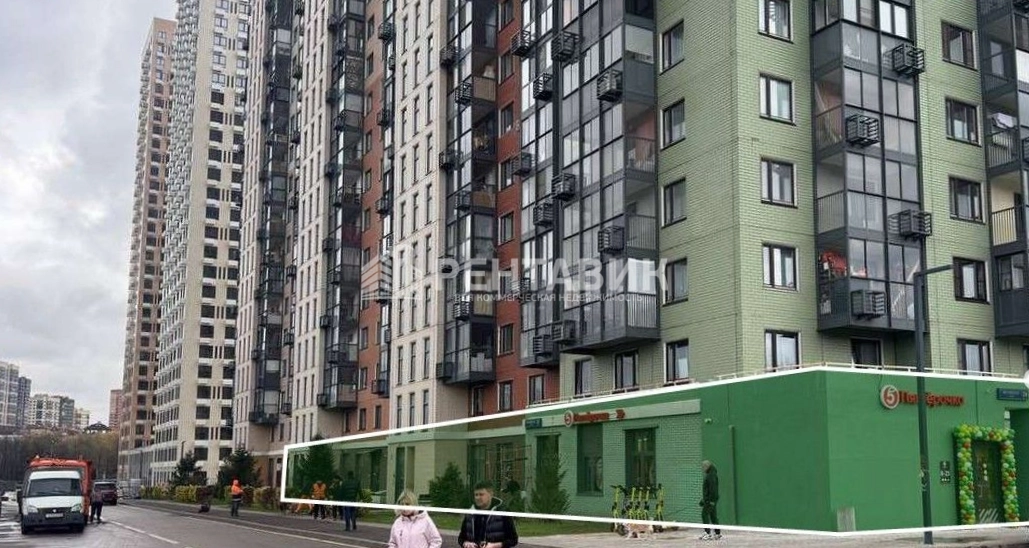 Помещение свободного назначения Мир Митино площадью 817 квадратных метров