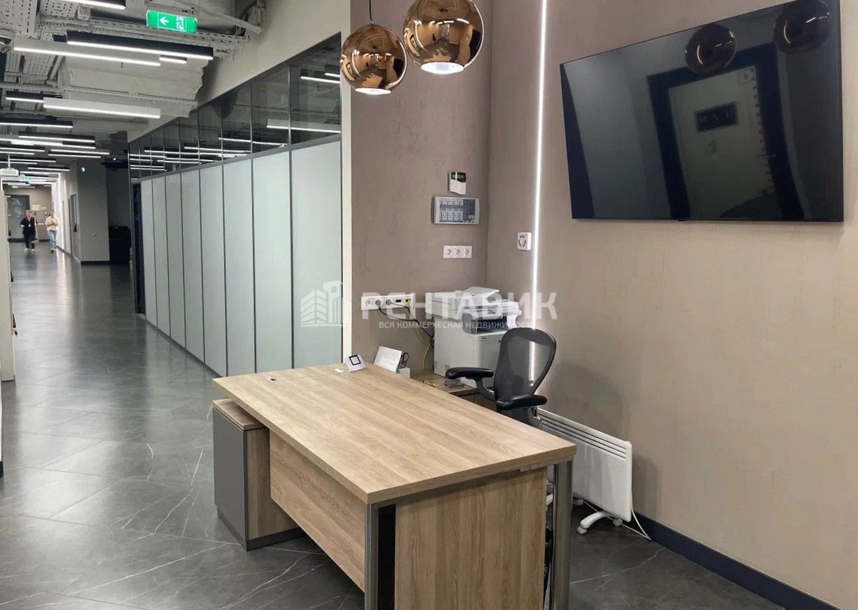 Офис Романов двор 2 площадью 1847 квадратных метров