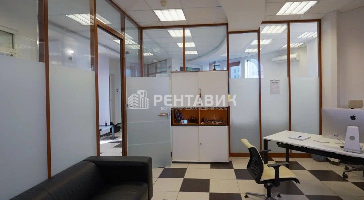 Офис Домининта площадью 183 квадратных метров
