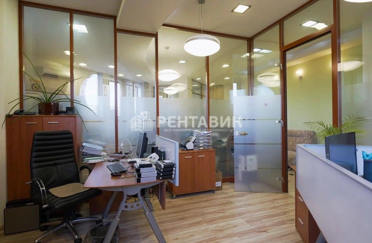 Офис Домининта площадью 183 квадратных метров
