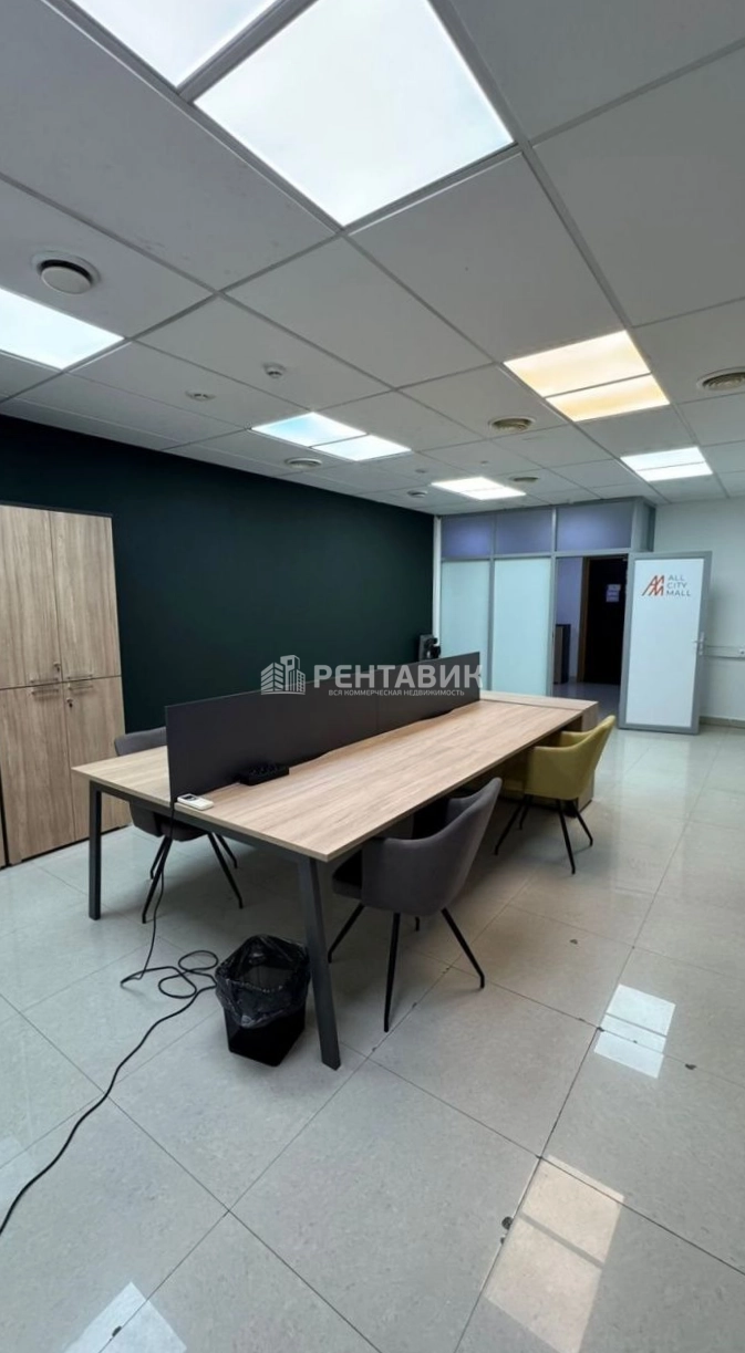 Офис Омега Плаза площадью 253 квадратных метров