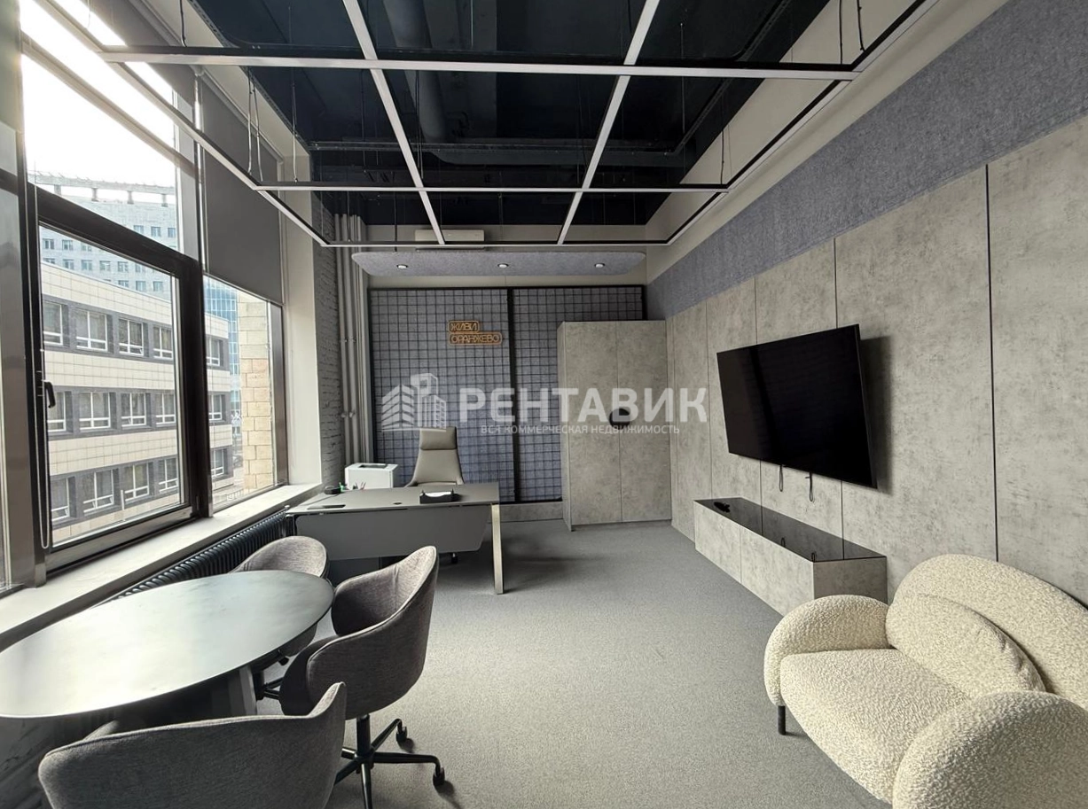 Офис Рябовская Мануфактура, корпус Гончар площадью 2375 квадратных метров