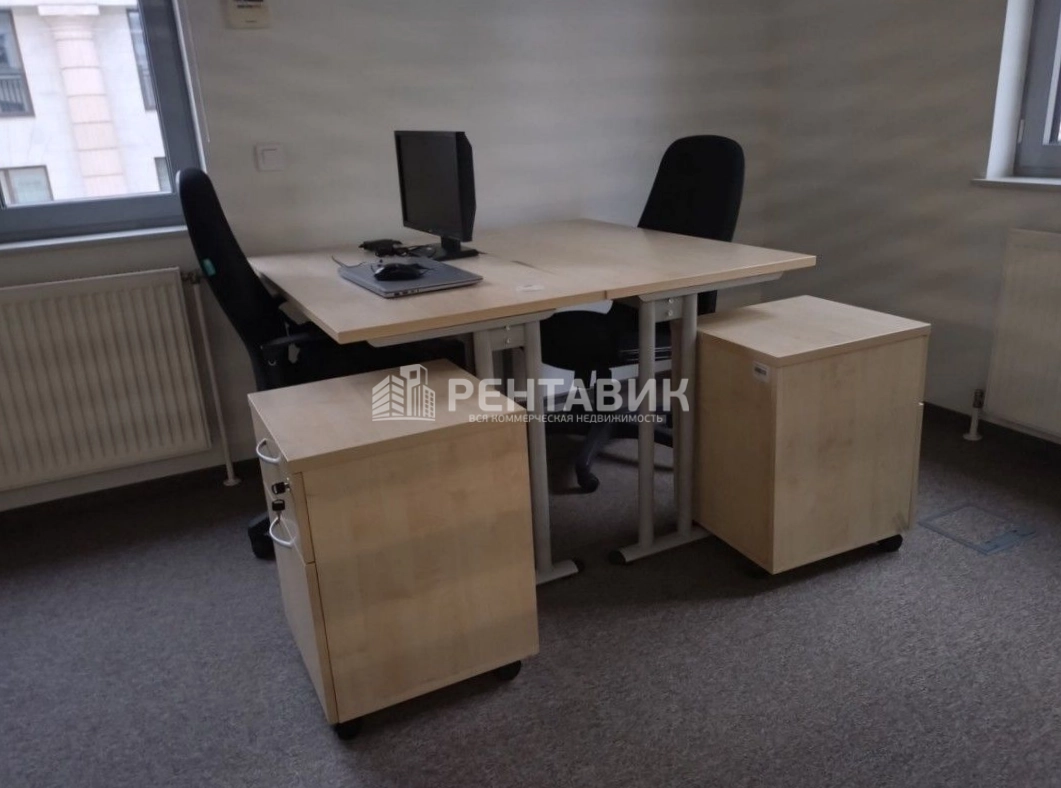 Офис Дом Немецкой Экономики площадью 477 квадратных метров