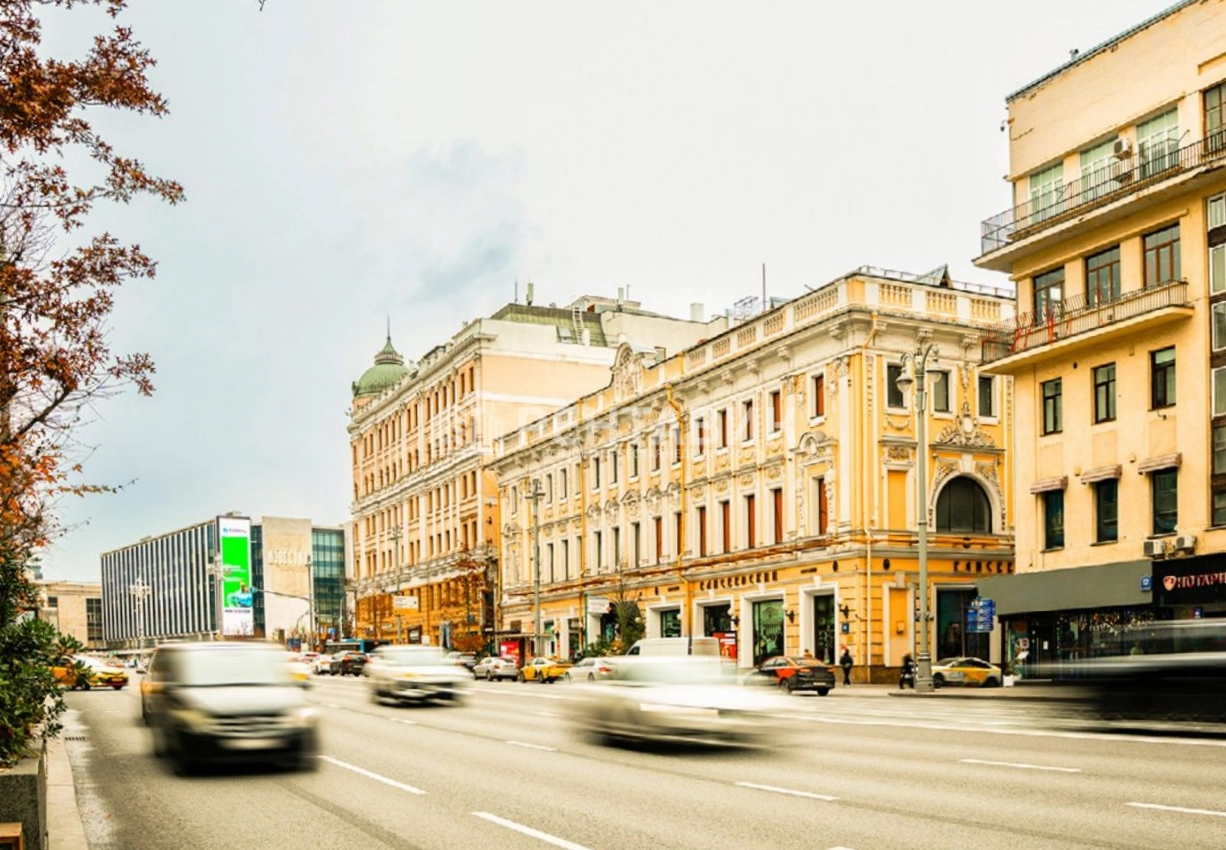 фасад дома, здание по адресу г Москва, ул Тверская, д 14