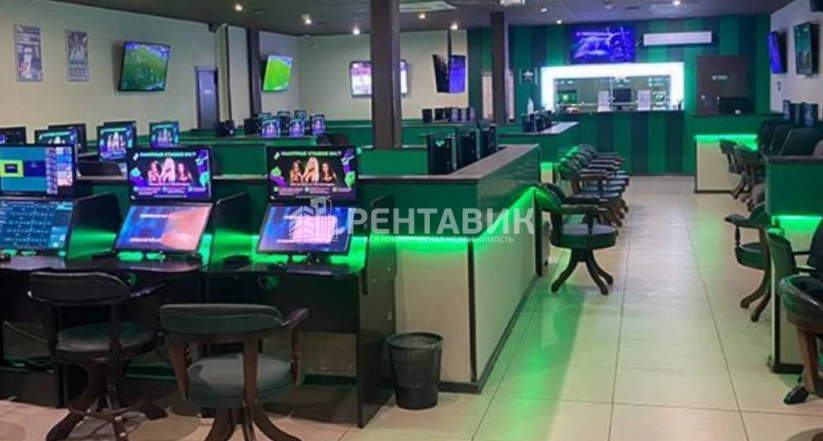 Здание целиком Лес площадью 6000 квадратных метров